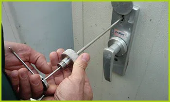 Expert Locksmith Services Santa Clara, CA 408-484-3865 Expert Locksmith Services Santa Clara, CA 408-484-3865 - 15-emergency-locksmiths